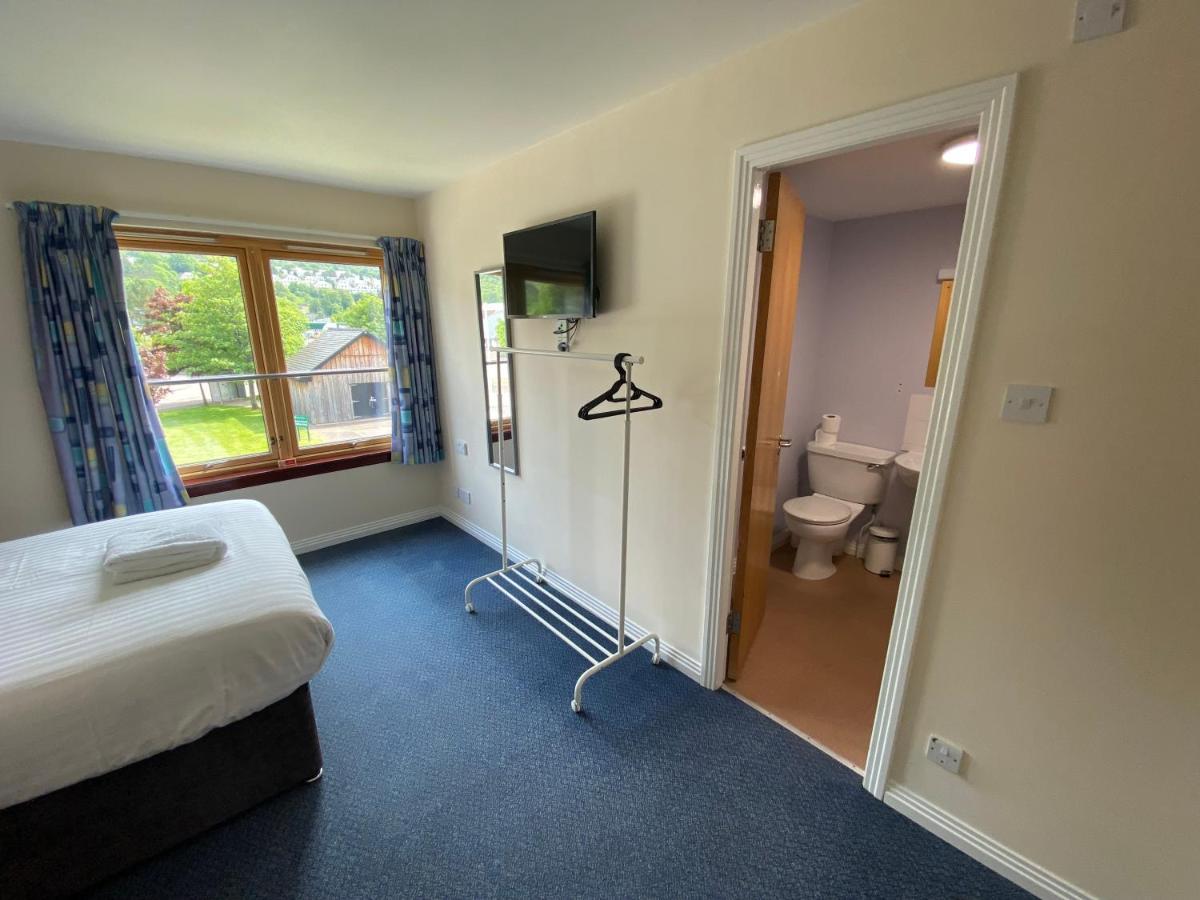 Waterfront Lodge - Accommodation Only Fort William Exteriör bild