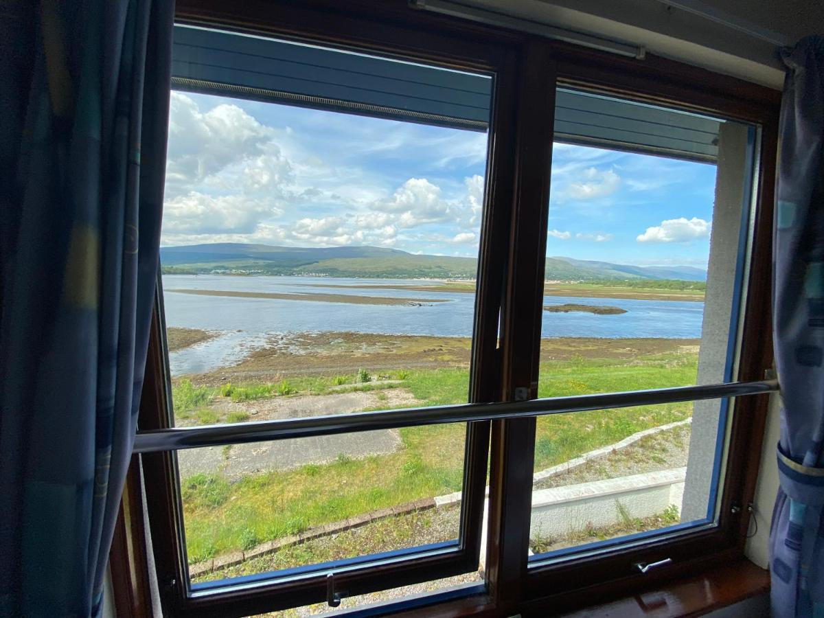 Waterfront Lodge - Accommodation Only Fort William Exteriör bild