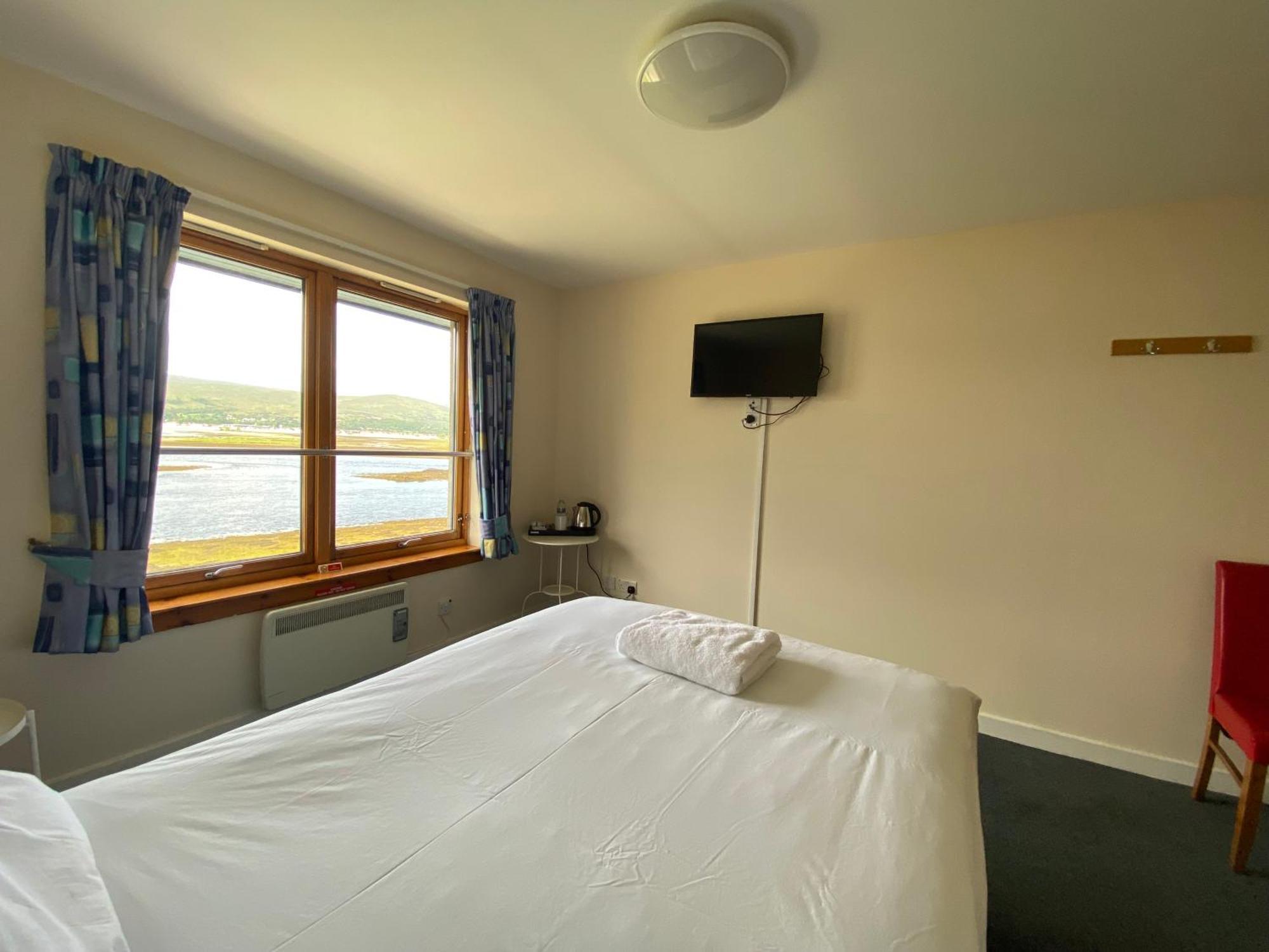 Waterfront Lodge - Accommodation Only Fort William Rum bild